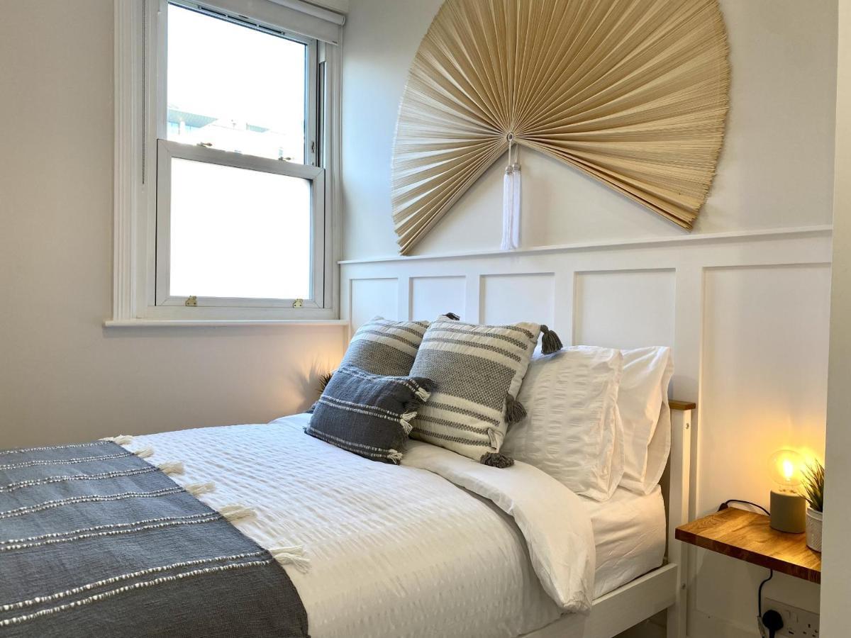 Stunning Beach Themed 2 Bed Apartment Bournemouth Esterno foto