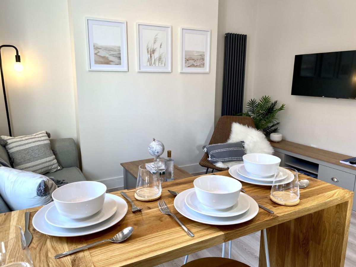 Stunning Beach Themed 2 Bed Apartment Bournemouth Esterno foto